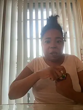 Snapshot of JCCaramelbarbie1 chatting on 10-06-25, 12:06 JCCaramelbarbie1 online show from 10-06-25, 12:06