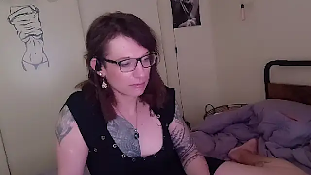 Snapshot of cassiemichellexx chatting on 04-06-26, 12:17 cassiemichellexx online show from 04-06-26, 12:17