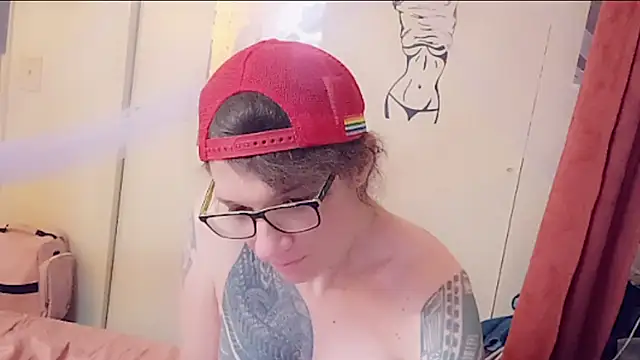 Snapshot of cassiemichellexx chatting on 05-17-26, 11:32 cassiemichellexx online show from 05-17-26, 11:32