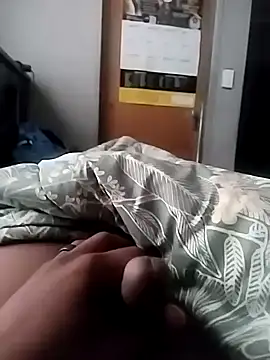 Snapshot of LINTv175964 chatting on 02-15-26, 06:03 LINTv175964 online show from 02-15-26, 06:03