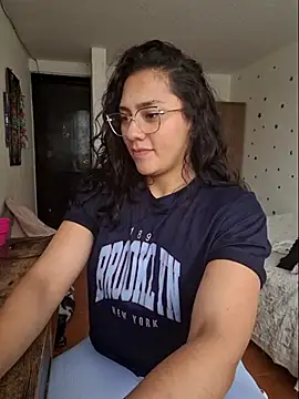 Thaliacooper  online show from 10-23-25, 06:39