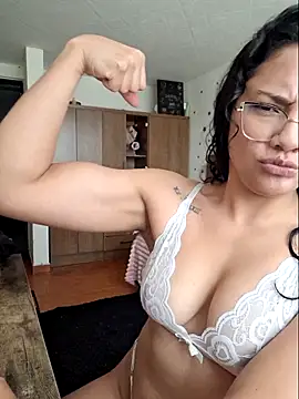 Thaliacooper  online show from 02-22-26, 05:14