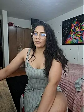 Snapshot of Thaliacooper_ chatting on 06-25-26, 09:09 Thaliacooper online show from 06-25-26, 09:09