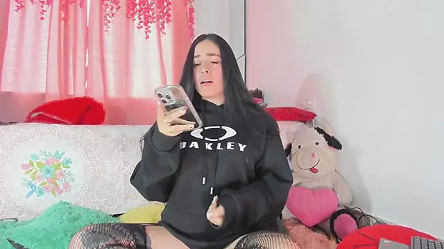 msschloee  online show from 09-30-25, 09:54