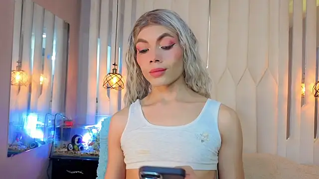 Megan Do Santos online show from 06-02-26, 07:47