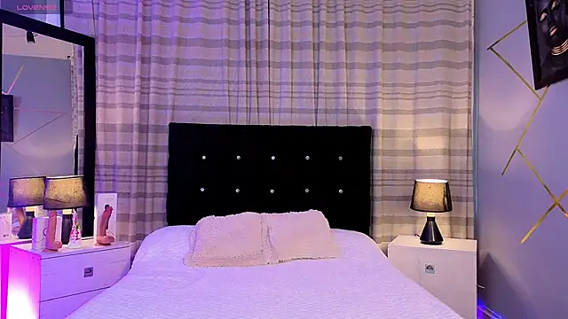 Megan Do Santos online show from 12-03-25, 08:19