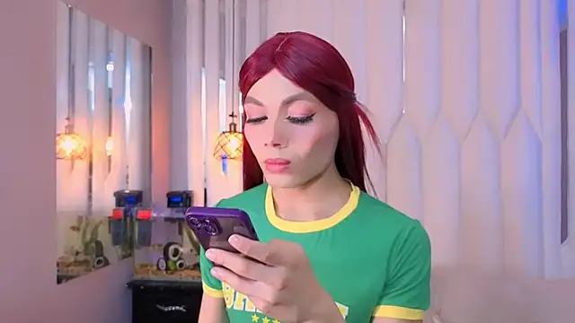Megan Do Santos online show from 06-25-26, 08:14