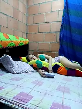 jgcolombia17 online show from 03-16-25, 02:43