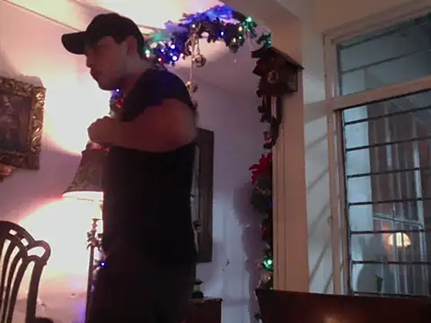 Snapshot of Zordomud0 chatting on 12-19-25, 04:38 Zordomud0 online show from 12-19-25, 04:38