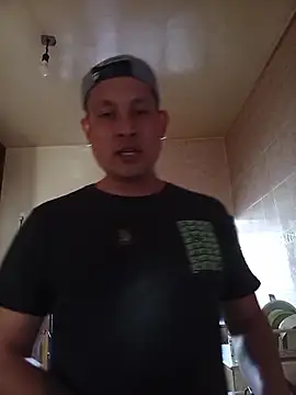 Snapshot of Zordomud0 chatting on 02-16-26, 04:16 Zordomud0 online show from 02-16-26, 04:16