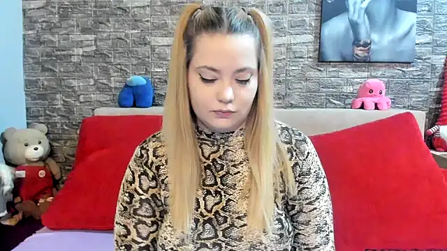 kalindahot online show from 11-19-25, 07:03