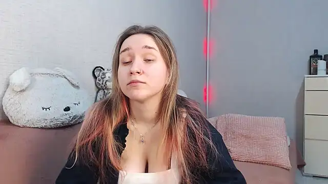 lovely hayley online show from 02-12-26, 09:03