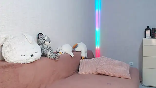 lovely hayley online show from 02-04-26, 09:54