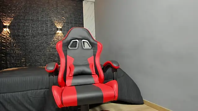 Snapshot of taurus_boy1 chatting on 10-07-25, 11:44 taurus boy1 online show from 10-07-25, 11:44