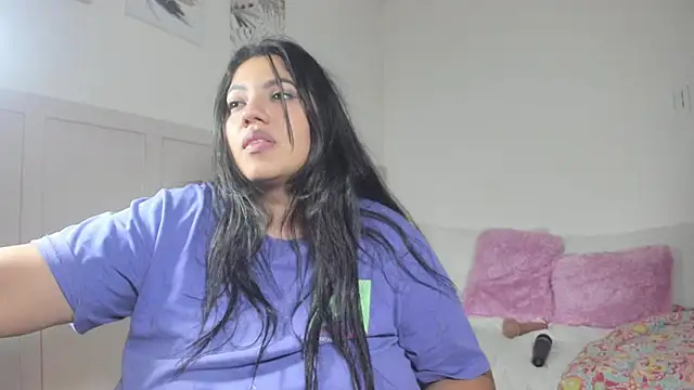 AvrilRizoX online show from 12-22-24, 04:17