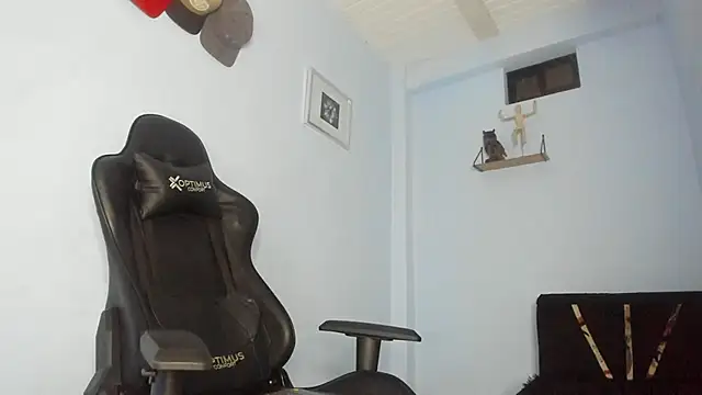  Poseidon1  online show from 11-14-25, 04:49