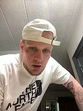 Snapshot of VixyGang chatting on 10-03-25, 05:03 VixyGang online show from 10-03-25, 05:03