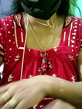 Snapshot of Aishu-tamil09 chatting on 02-12-25, 07:56 Aishu-tamil09 online show from 02-12-25, 07:56