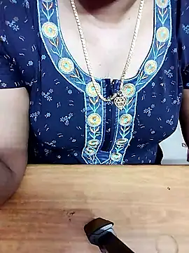 Aishu-tamil09 online show from 01-15-26, 03:26