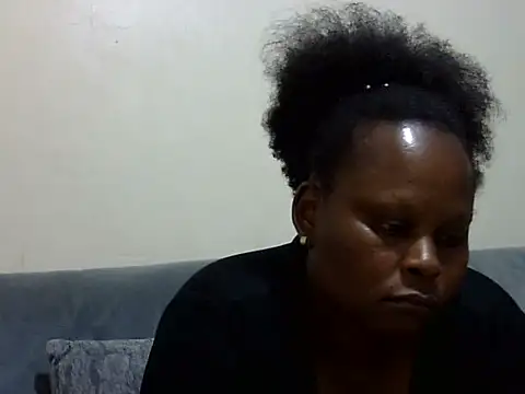 Snapshot of Pretty_lilly02 chatting on 07-02-26, 04:13 Pretty lilly02 online show from 07-02-26, 04:13
