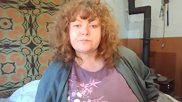 RoseRed69 online show from 10-01-25, 02:27