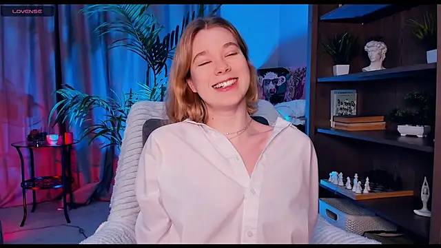 Snapshot of PollyHathor chatting on 03-20-25, 09:24 PollyHathor online show from 03-20-25, 09:24