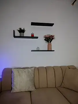 caro sweett online show from 12-13-25, 09:10