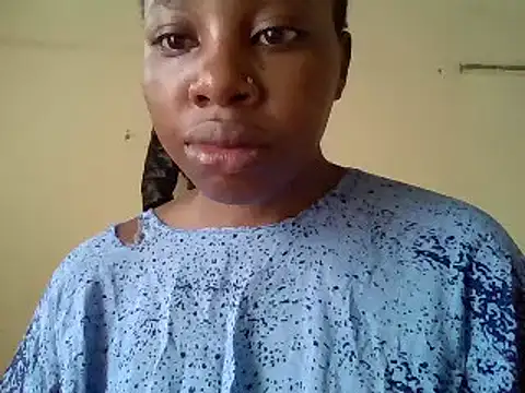 Queen loveer online show from 03-10-25, 09:12