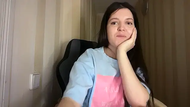 Lina Most online show from 02-22-26, 10:55