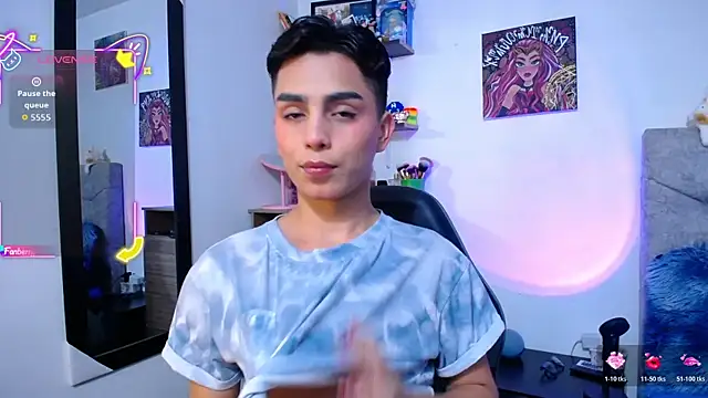 OwenBluee online show from 04-09-26, 09:37