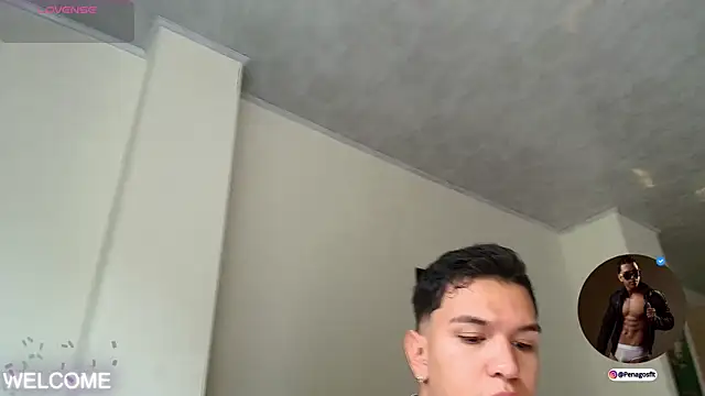 Taylor John online show from 10-15-25, 03:20