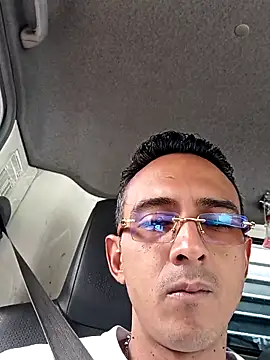 paisa233 online show from 10-27-25, 04:19