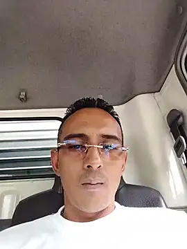 paisa233 online show from 06-10-26, 04:08