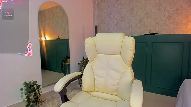 anahi ryan  online show from 02-19-25, 05:38