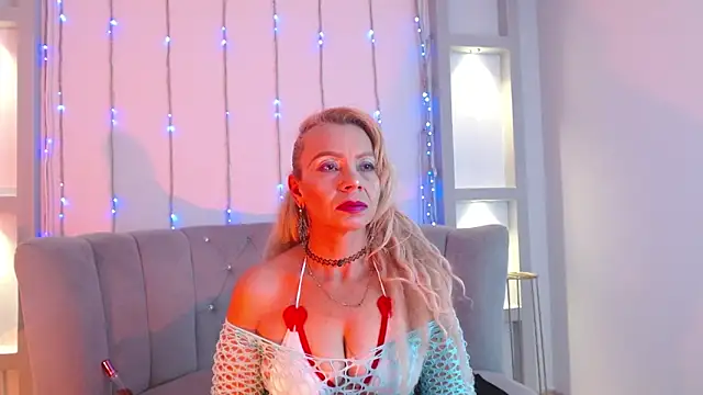 AnastasiaTaylor  online show from 03-06-26, 05:41