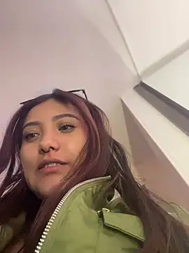 angellique 22 online show from 03-18-26, 04:15