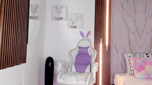 mia six66 online show from 11-23-25, 11:53