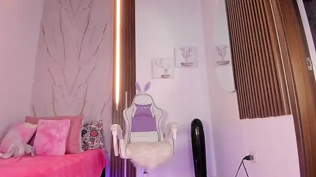 Snapshot of mia_six66 chatting on 09-25-25, 11:05 mia six66 online show from 09-25-25, 11:05