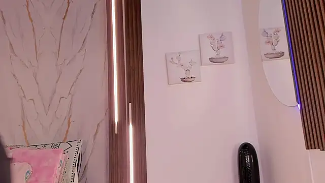 mia six66 online show from 02-28-26, 12:05