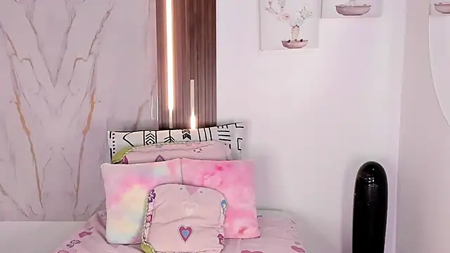 mia six66 online show from 03-11-26, 12:10