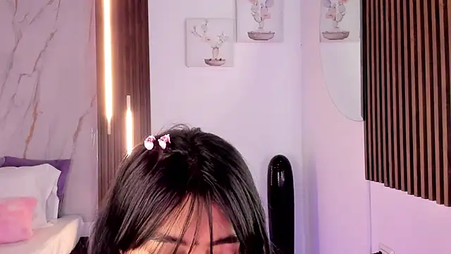 Snapshot of mia_six66 chatting on 10-05-25, 12:07 mia six66 online show from 10-05-25, 12:07