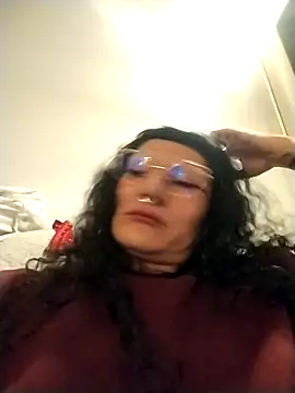 Zafiro subversiva online show from 11-16-25, 09:14