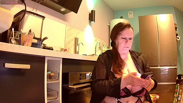 Endrocleia online show from 11-09-25, 11:09