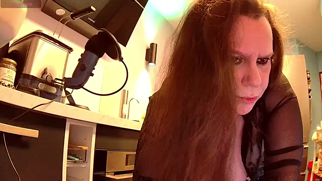 Endrocleia online show from 04-08-26, 08:21