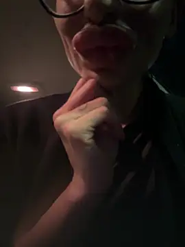 myloveforyouu online show from 02-10-26, 03:49