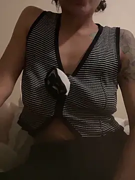 myloveforyouu online show from 02-13-26, 05:51