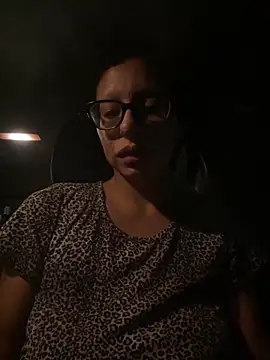 myloveforyouu online show from 10-23-25, 02:43