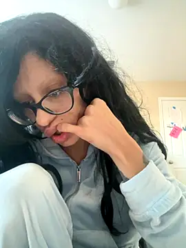 myloveforyouu online show from 11-10-25, 01:38