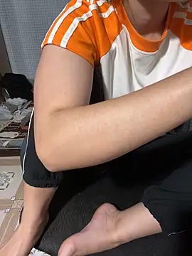 Girllikesexx2 online show from 12-17-25, 03:06