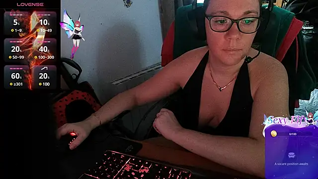 Snapshot of lili-hot-77 chatting on 02-12-25, 08:27 lili-hot-77 online show from 02-12-25, 08:27